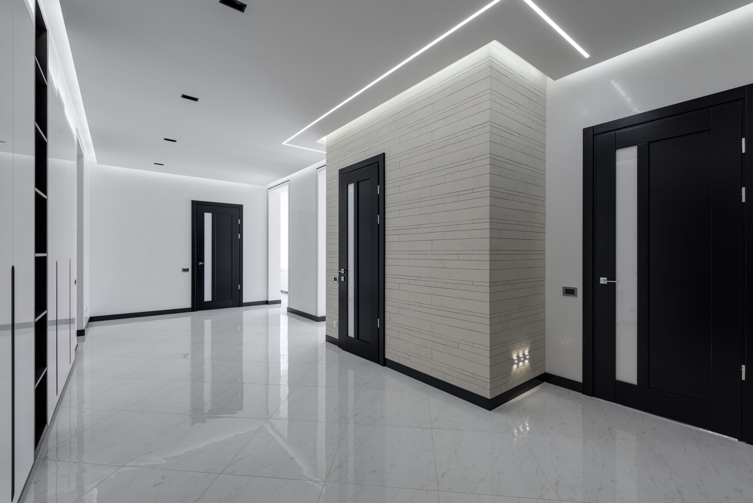 Pinta tus cuartos modernos de blanco y negro en 5 pasos