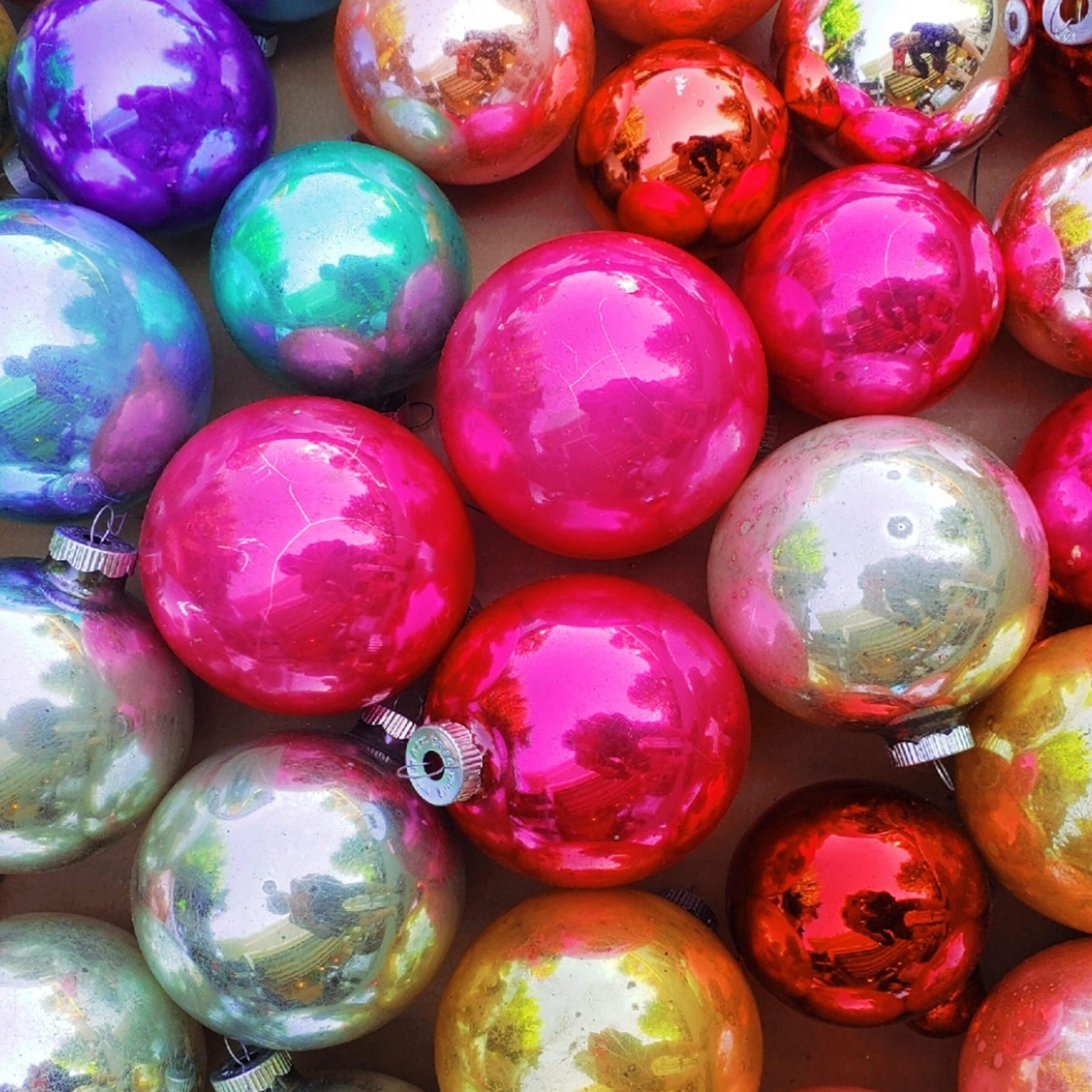 Adornos de navidad con material reciclado
