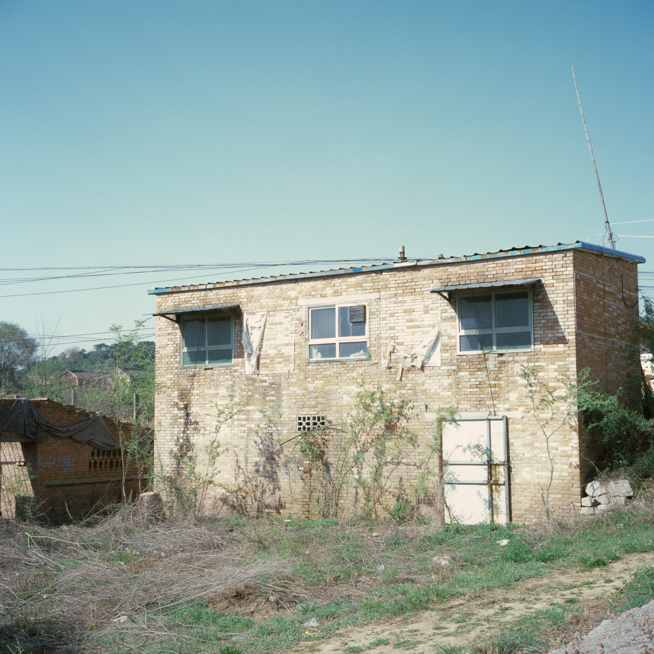 Cómo decorar una casa de campo con poco dinero