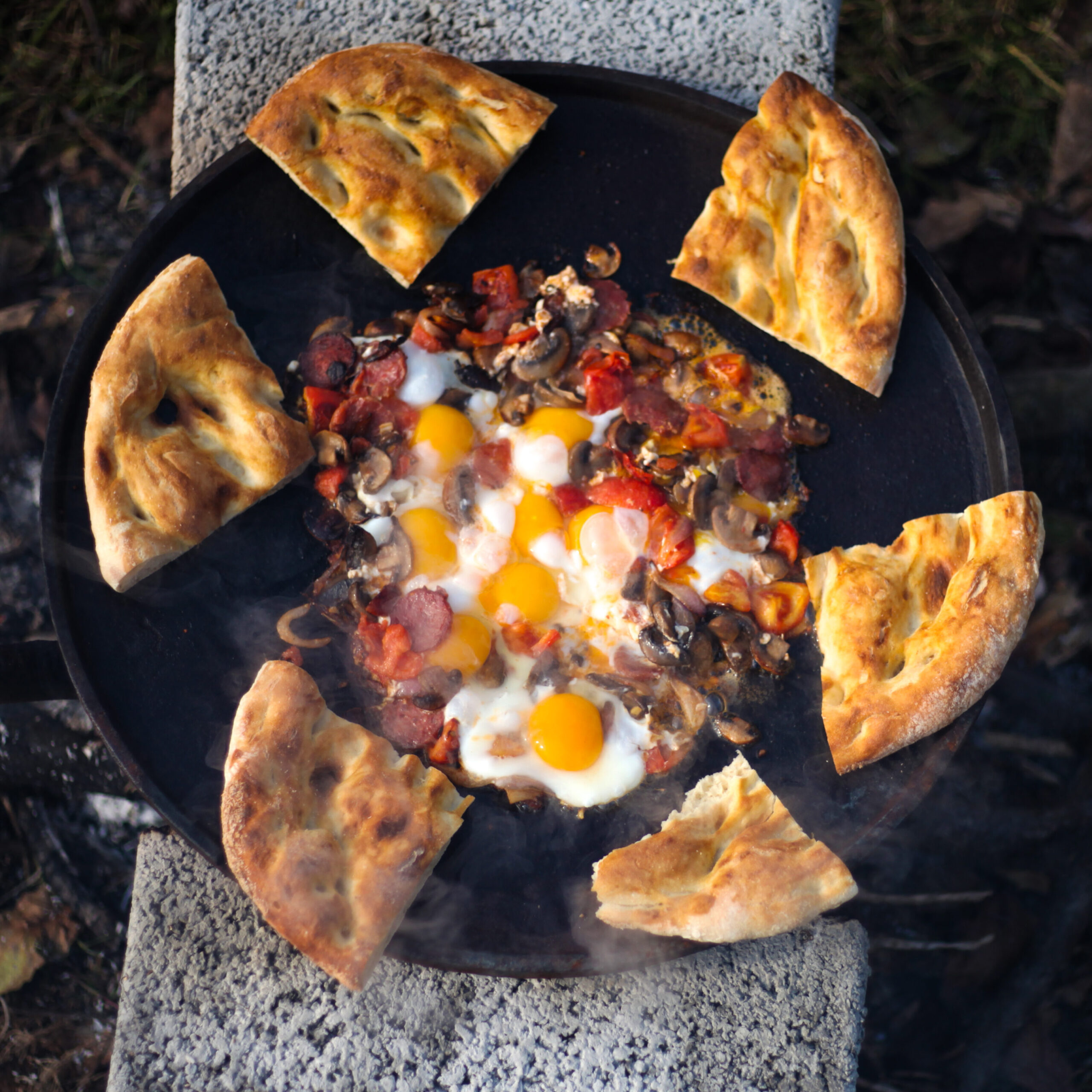 patatas escabechadas con huevos mollet y patatas